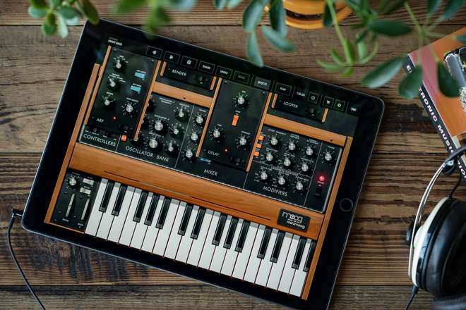 Minimoog model d app mac free